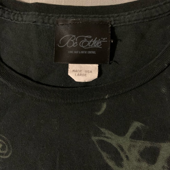 Men’s T-shirt - Picture 3 of 4